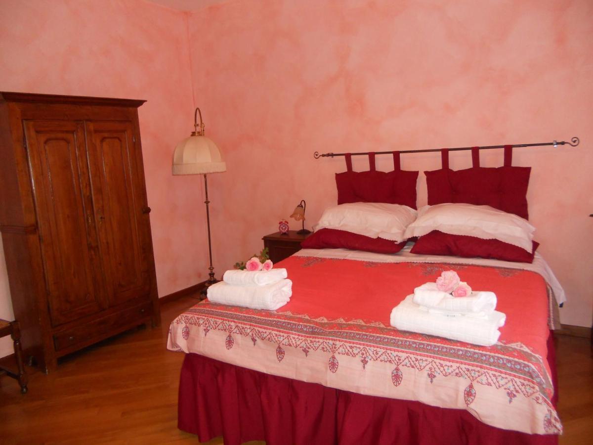 Beb Villa Aurora Карманьола Экстерьер фото